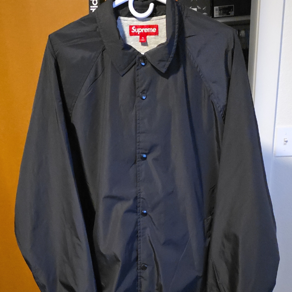 Supreme Classic Black Windbreaker